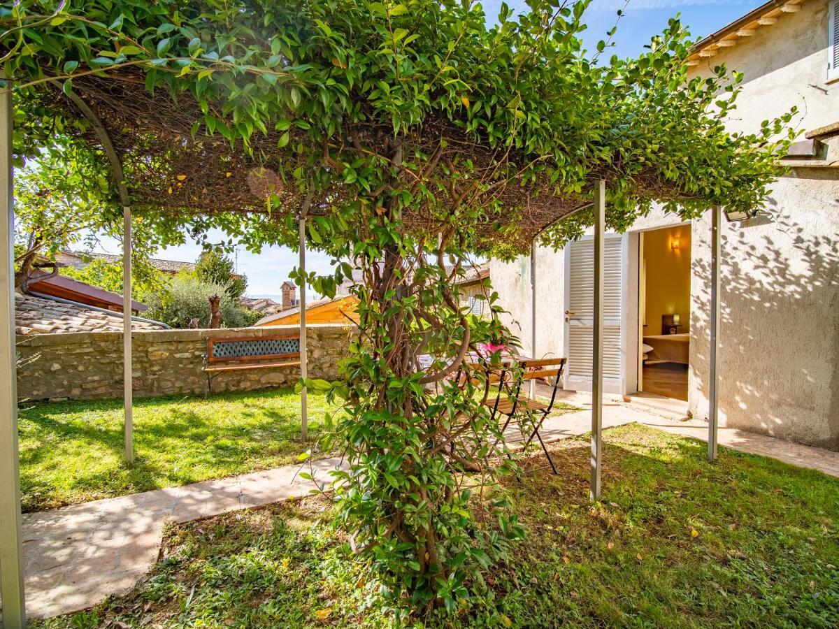 Terrazza Santa Chiara Assis Exterior foto